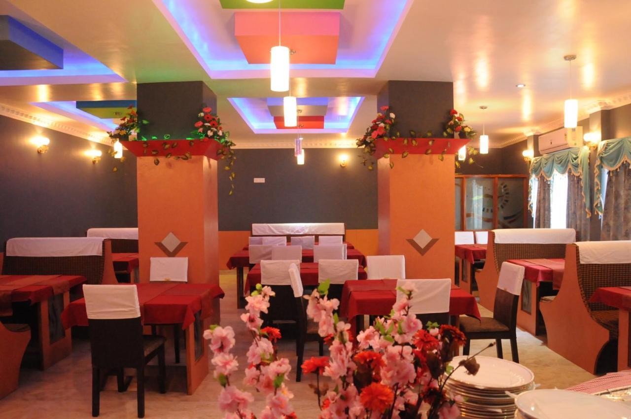 Hotel Barbareek Shillong Exteriör bild