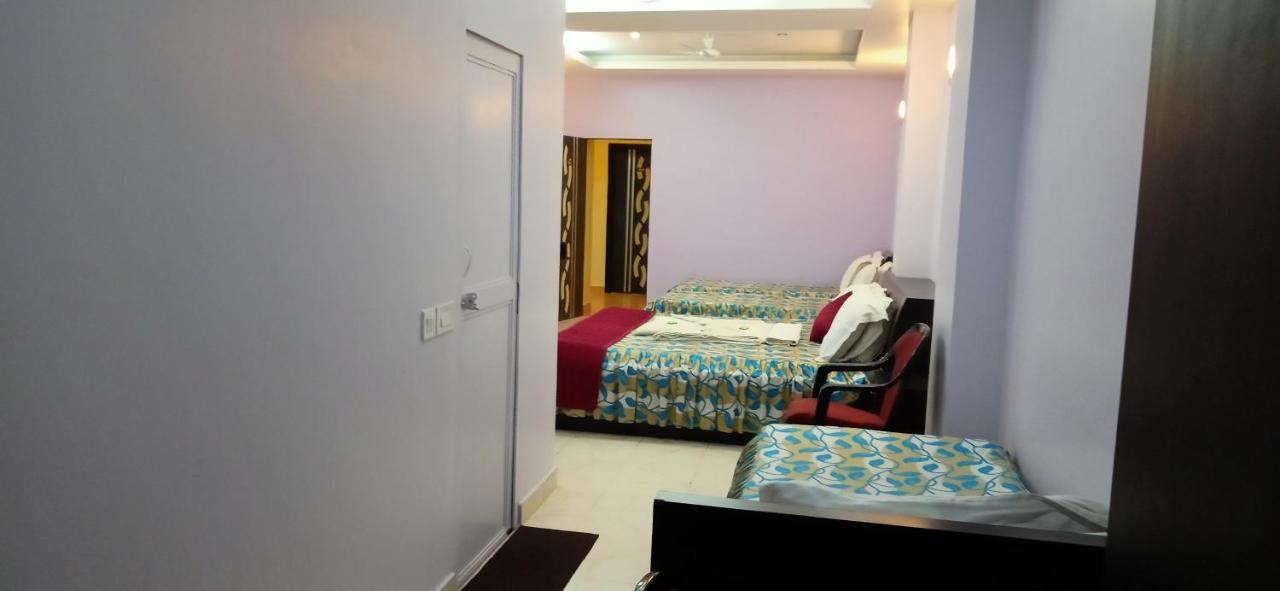 Hotel Barbareek Shillong Exteriör bild