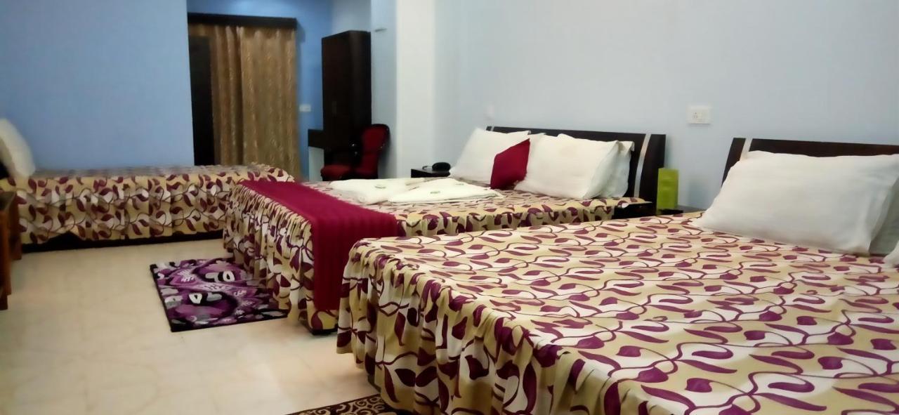Hotel Barbareek Shillong Exteriör bild
