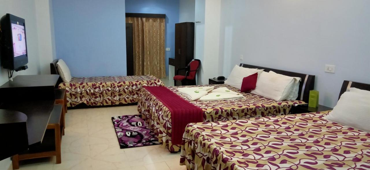 Hotel Barbareek Shillong Exteriör bild